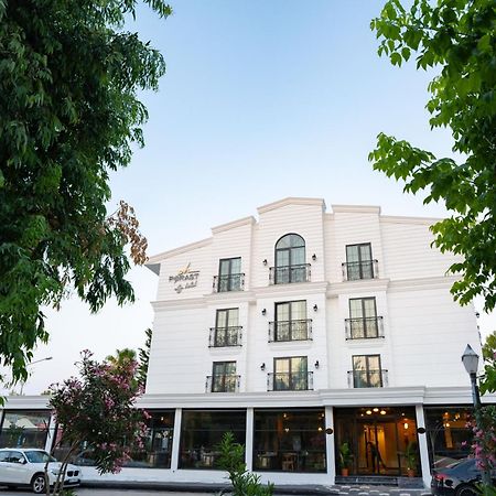 Perast City Hotel Antalia Esterno foto